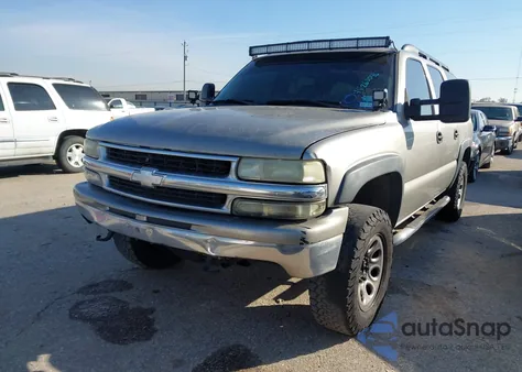 2003 Chevrolet Suburban 1500 Ls z USA, uszkodzony, nr VIN 3GNEC16Z73G206402